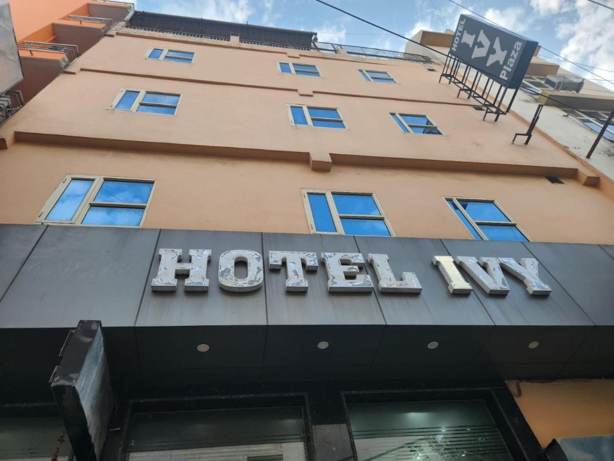 Hotel Sun plaza Luxury Nueva Delhi Exterior foto